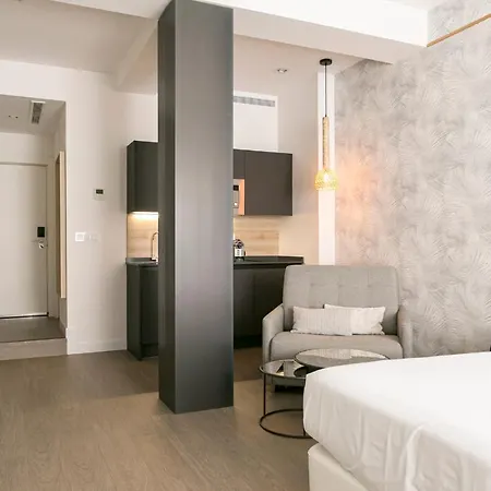 Apartment Teatro 3 & 6 *